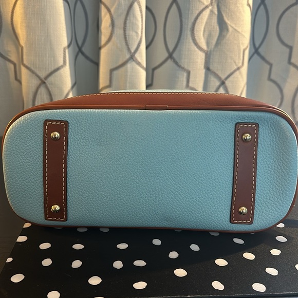 NWT Dooney & Bourke Handbag, Pebble Grain Zip Zip Satchel pale blu e w/ dust bag - Picture 9 of 12